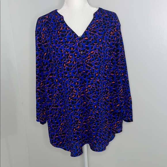 torrid Tops - Torrid Blue and Black Relaxed Blouse with Notched Collar